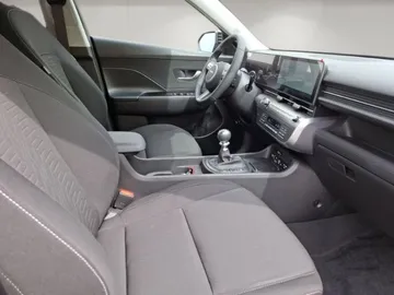 Car image 14