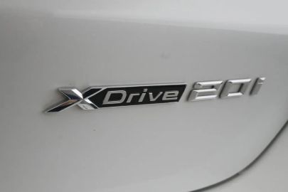 Car image 37