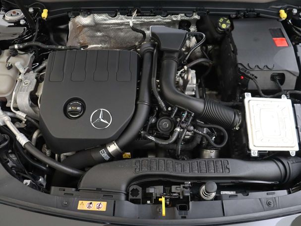 Mercedes-Benz CLA 180 100 kW image number 5