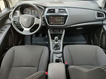 Car image 36