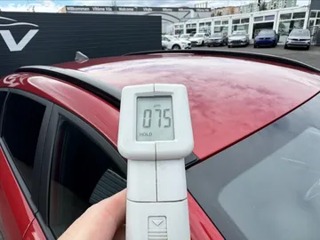 Car image 40