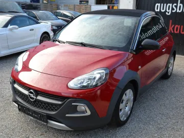 Car image 3