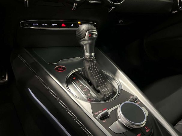 Audi TTS TFSI quattro S tronic 225 kW image number 10