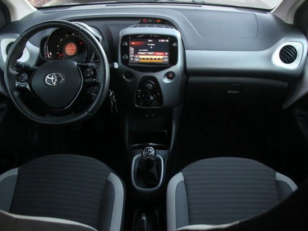 Toyota Aygo 53 kW image number 24