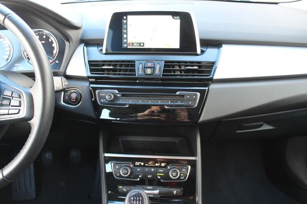 BMW 218i Active Tourer 103 kW image number 11