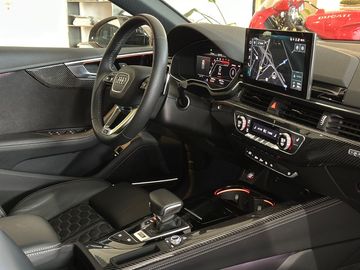 Car image 36