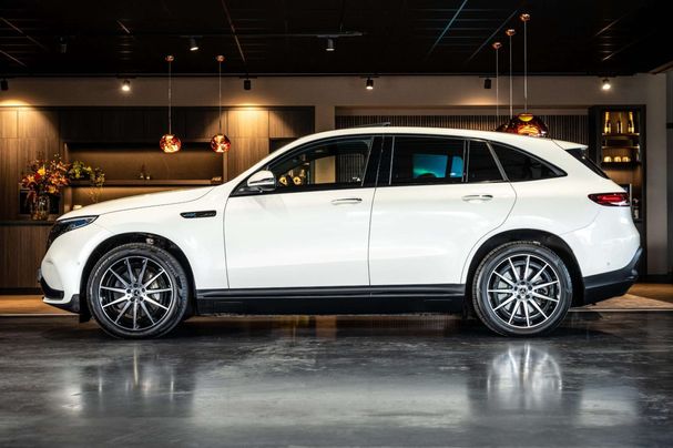 Mercedes-Benz EQC 400 4Matic 300 kW image number 3