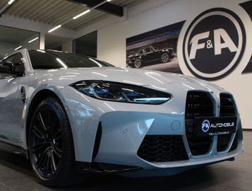 Car image 26
