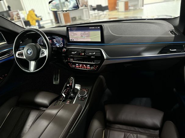 BMW 530 Touring 215 kW image number 41