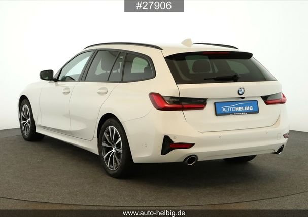 BMW 320d Touring xDrive Advantage 140 kW image number 2