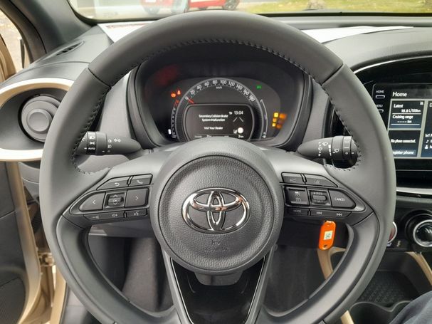 Toyota Aygo X 1.0 53 kW image number 12