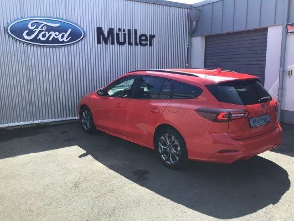 Ford Focus 1.0 EcoBoost Hybrid 114 kW image number 5