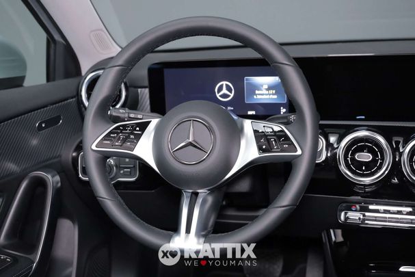 Mercedes-Benz A 180 d Advanced 85 kW image number 9