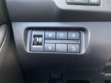 Car image 37