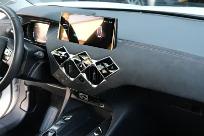 Car image 45