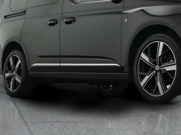 Car image 29