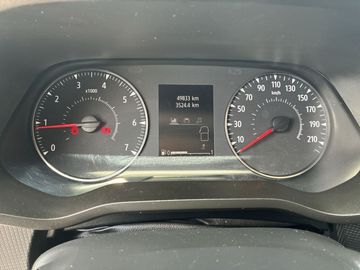 Car image 27