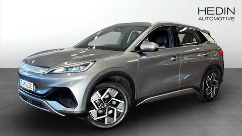 Car image 4