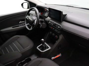 Car image 40