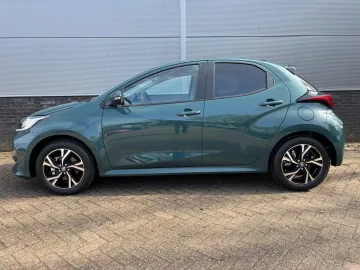 Car image 5