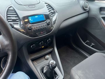 Car image 13