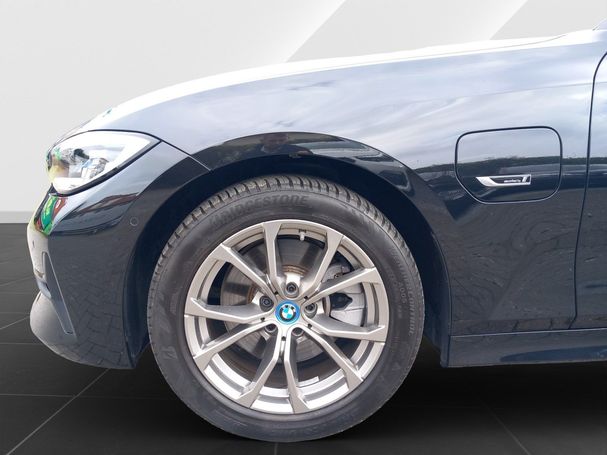 BMW 320 e M Sport 150 kW image number 14