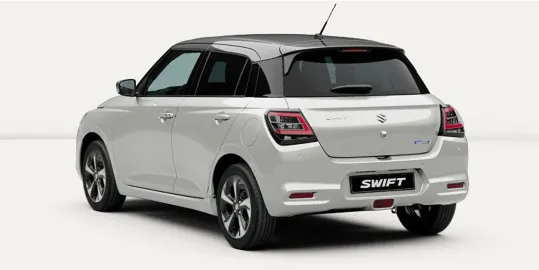 Car image 5