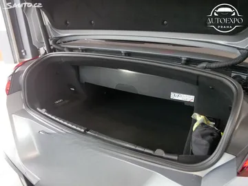 Car image 37
