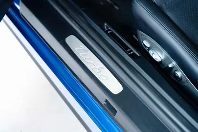 Car image 48