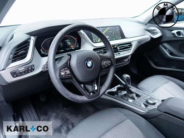 BMW 118i 100 kW image number 18