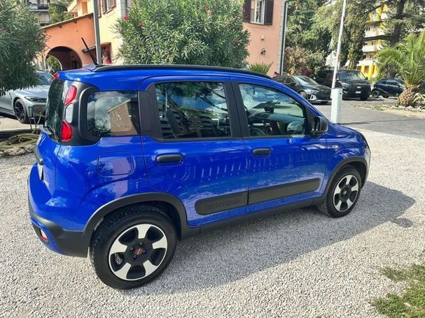 Fiat Panda Cross 1.0 Hybrid City 51 kW image number 6