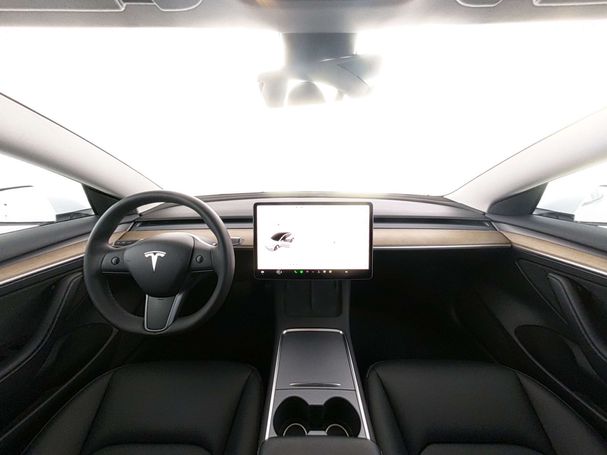 Tesla Model 3 208 kW image number 13