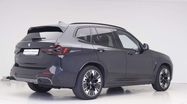 BMW iX3 80 kWh 210 kW image number 3