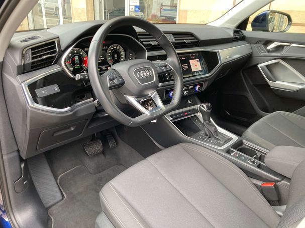 Audi Q3 35 TDI S tronic Business 110 kW image number 8