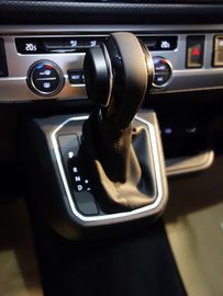 Car image 36