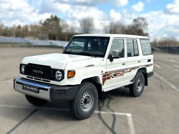 Toyota Land Cruiser 168 kW image number 2