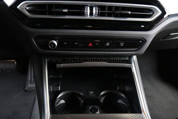 BMW 340i Touring xDrive 275 kW image number 8