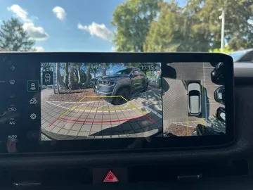 Car image 29