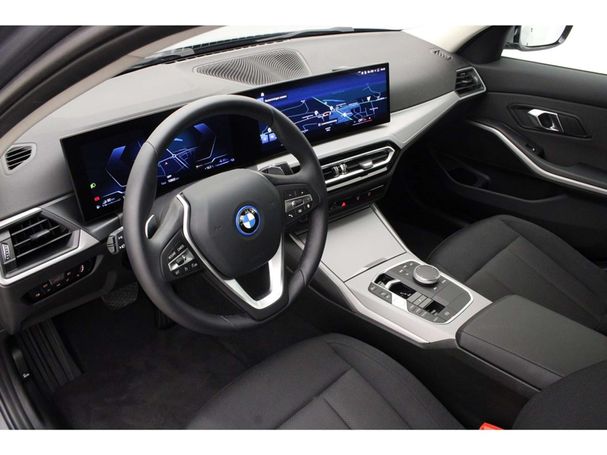 BMW 320 e 150 kW image number 6