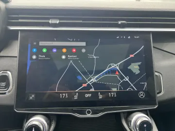 Car image 28