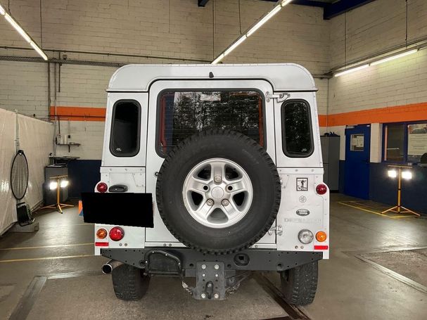 Land Rover Defender 110 TD Station SE 90 kW image number 4