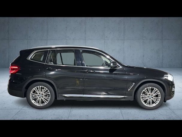 BMW X3 xDrive20d 142 kW image number 2