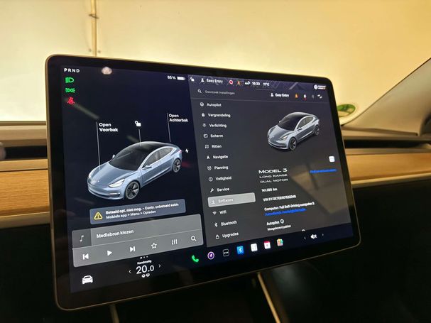 Tesla Model 3 Long Range AWD 258 kW image number 18