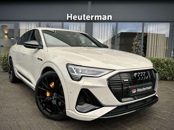 Audi e-tron 50 quattro Sportback 230 kW image number 2