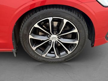 Car image 30