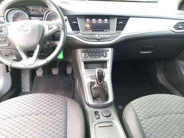 Car image 11