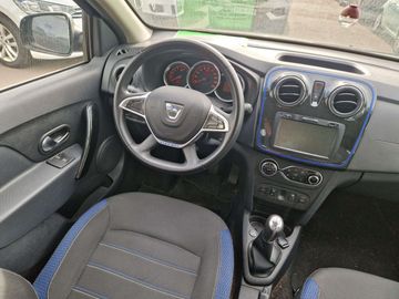 Car image 21