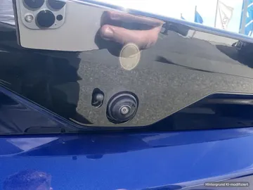 Car image 23