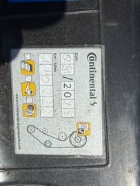 Car image 30