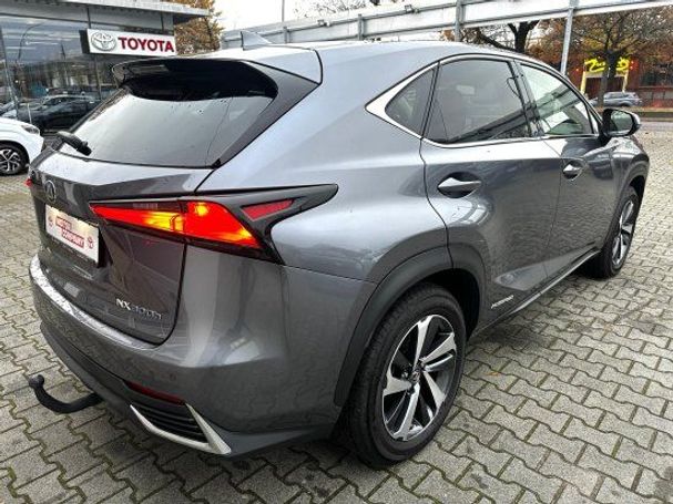 Lexus NX 300 H 145 kW image number 7